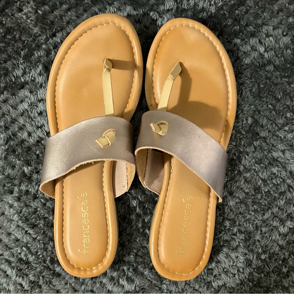 Francesca's beige/rose gold thong sandals Sz 8M